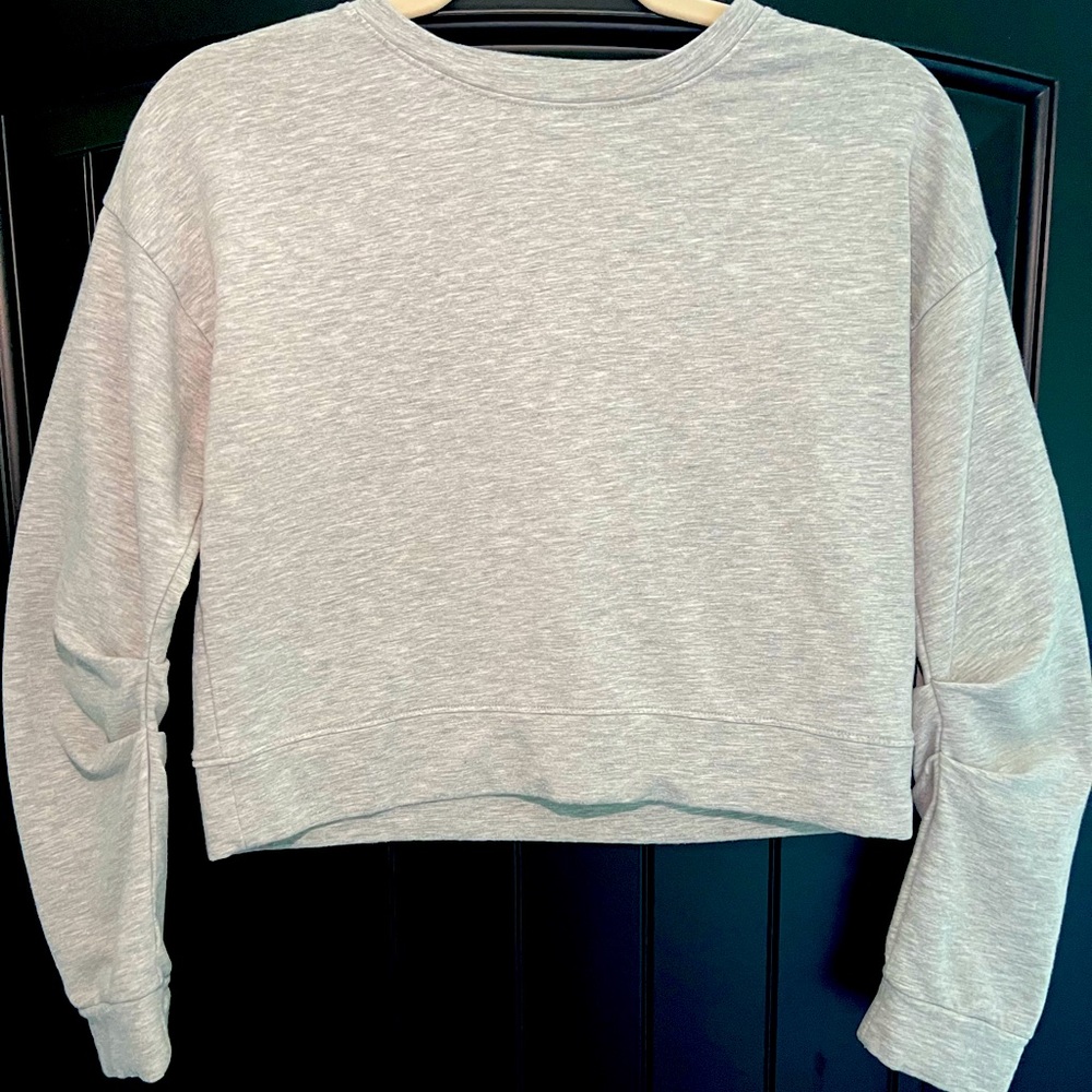 Zella- long sleeve crew neck